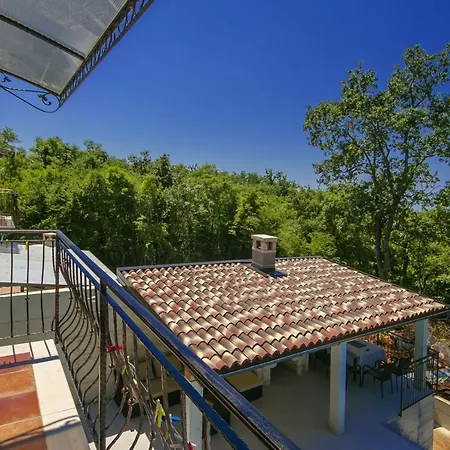 Vila Paula For Max 8 Persons In The Countryside Near Porec With Pool Vrznaveri