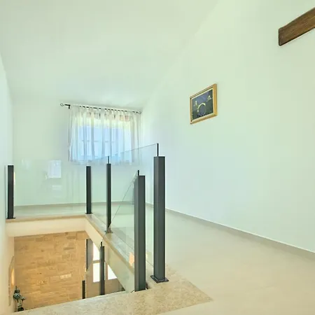 Vila Paula For Max 8 Persons In The Countryside Near Porec With Pool Vrznaveri