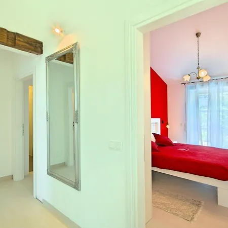 Paula For Max 8 Persons In The Countryside Near Porec With Pool Vila